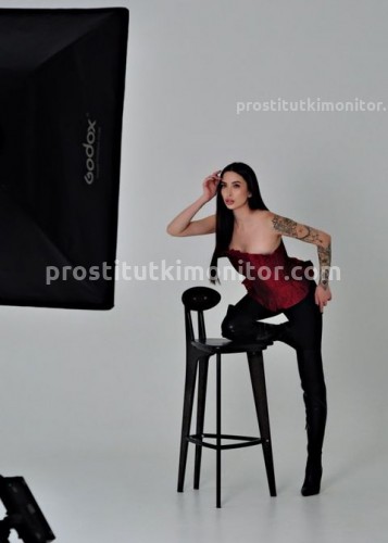 Вика, Г. Лодейное Поле