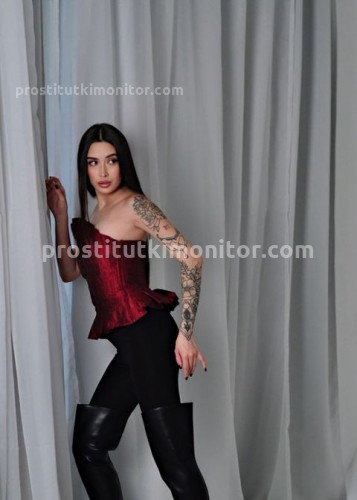 Вика, Г. Лодейное Поле